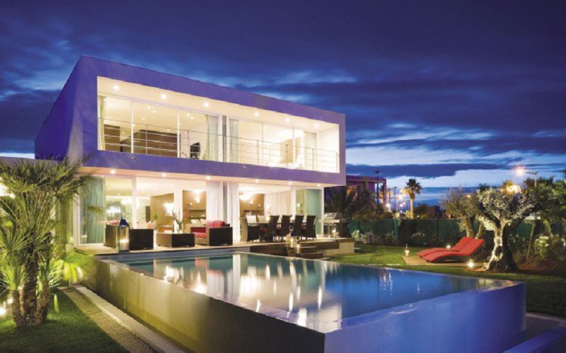 Mẫu ý tưởng thiết kế sang trọng của Breathtaking Luxury Villas
